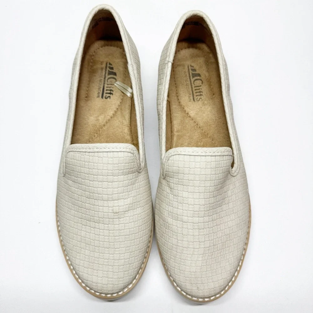 Cliffs White Mountain Dora Loafers